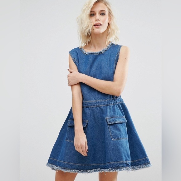 Boohoo Denim Skater Dress with Frayed Hem Size 4 - Picture 1 of 9